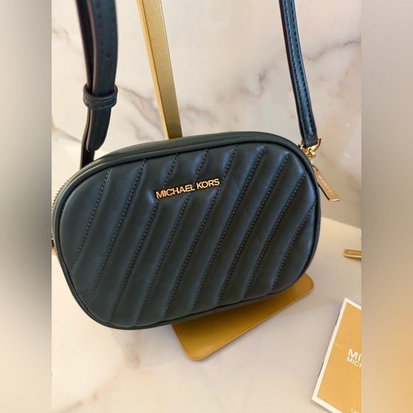 Michael Kors Racing Green Crossbody Bag and wallet - Picture 3 of 9